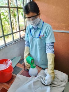 មុនប្រើប្រាស់សាំងក្រអូបត្រូវតែពាក់សំភារៈទាំងអស់នេះសិន