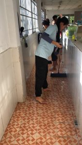 ការចូលរួមសម្អាតបន្ទប់ទឹករបស់បុគ្គលិកNLG