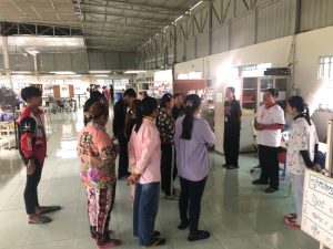 ការប្រជុំរួមតាមក្រុមនីមួយៗ នៅពេលព្រឹក